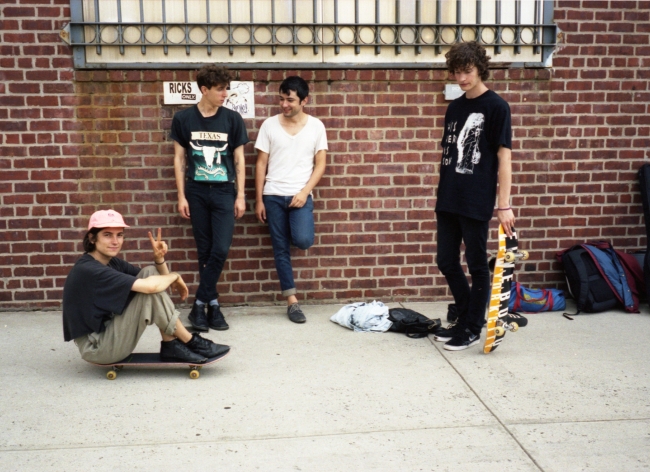 Ground Control Touring welcomes Beach Fossils