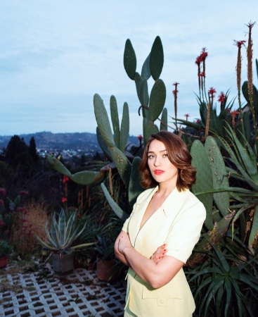 Lola Kirke Joins The Ground Control Touring Artist Roster