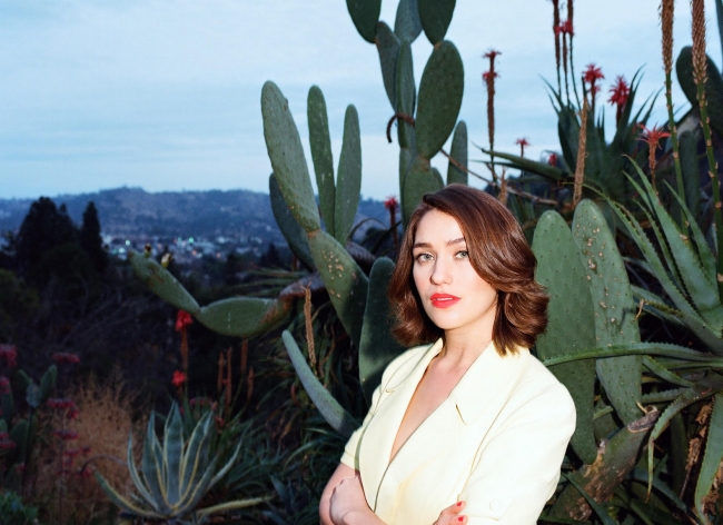 Lola Kirke Joins The Ground Control Touring Artist Roster