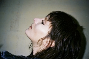 Cate Le Bon Joins The Ground Control Touring Artist Roster